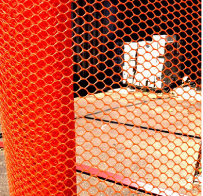 Plasa plastic delimitare santier (avertizare lucrari) portocalie 1.2m x 50m Rola 60 m2